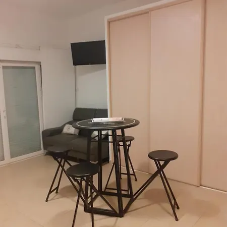 아파트 Studio